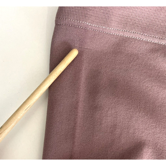 Aritzia Babaton Bodycon Tube Skirt Nylon Stretch Minimalist Pink Size XS/S - Picture 3 of 8